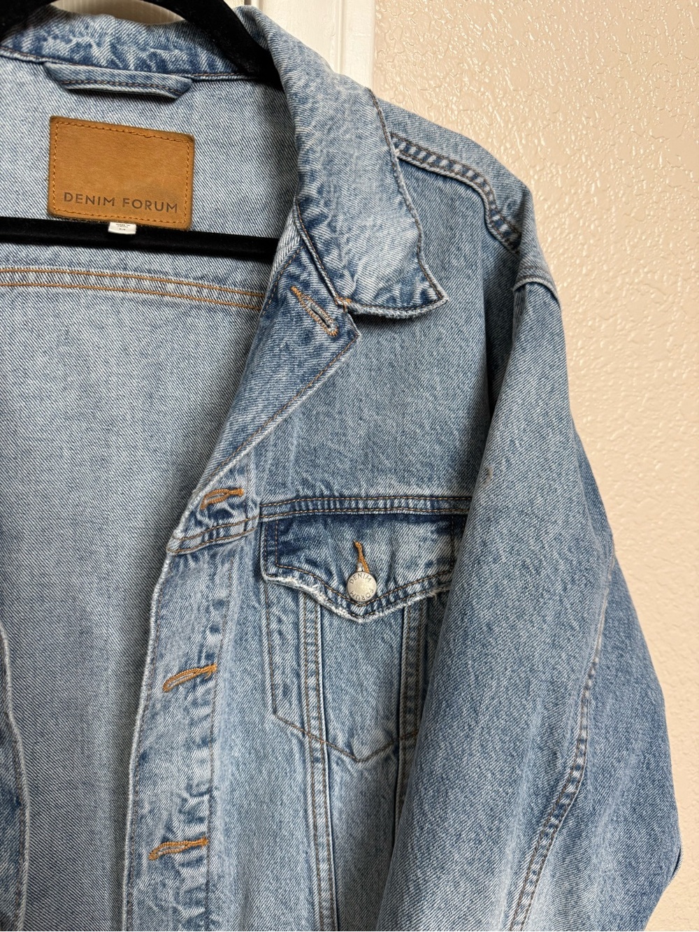 Aritzia Denim Forum Denim Jacket - Picture 5 of 10